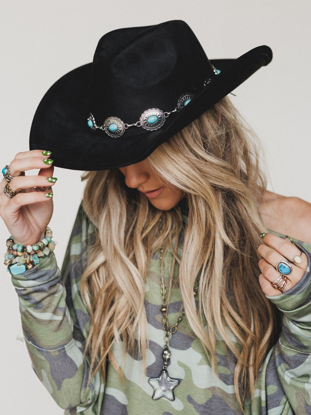 Cowboy Calling Hat - Black