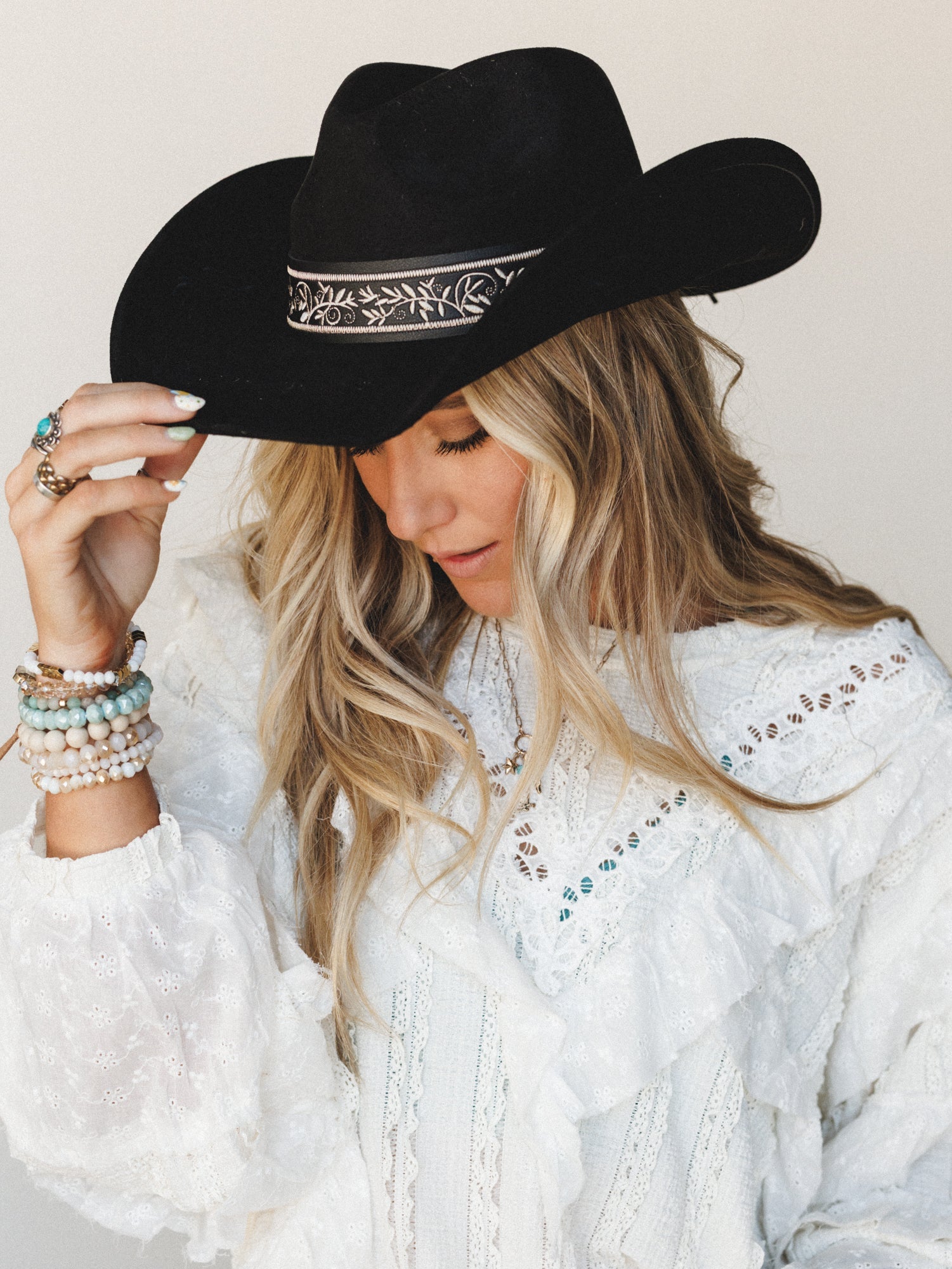 Western Song Cowgirl Hat - Black